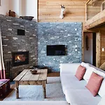 Authentic Swiss Nesoya Jacuzzi Sauna Chalet *