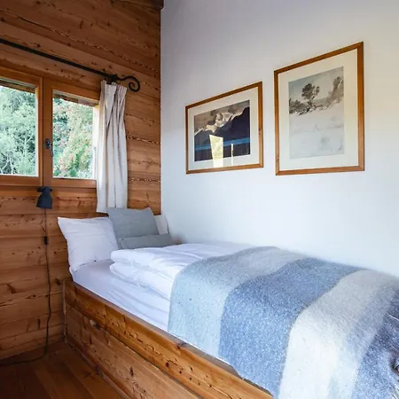 Authentic Swiss Nesoya Jacuzzi Sauna Chalet *
