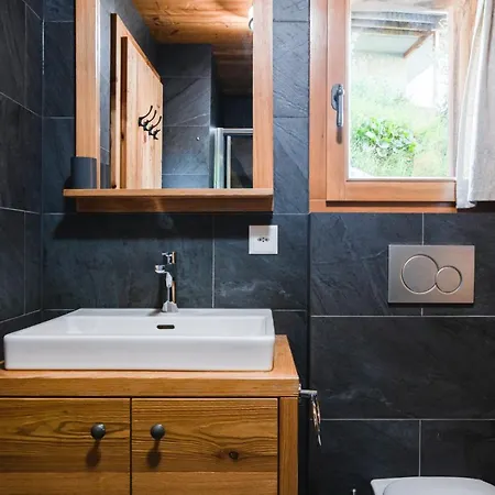 Authentic Swiss Nesoya Jacuzzi Sauna * Riddes