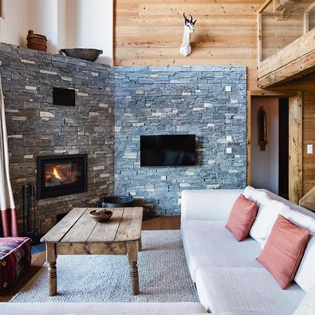 Authentic Swiss Nesoya Jacuzzi Sauna Chalet *